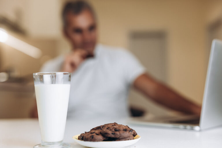 Ways That Drinking Milk Can Improve Your Health